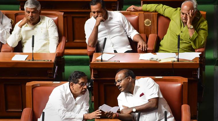Karnataka heats up after SC orders status quo on rebel MLAs, Kumaraswamy seeks trust vote