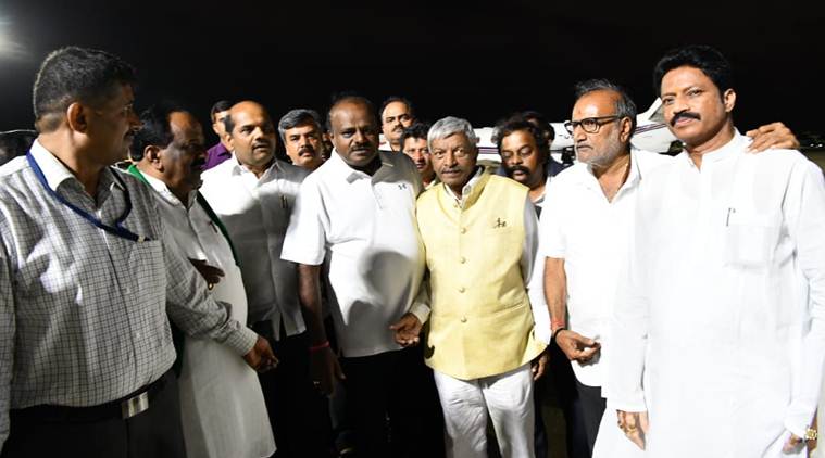 karnataka crisis, karnataka political crisis, congress mlas resign in karnataka, jd(s) mlas resign in karnataka, bjp in karnataka, kumaraswamy