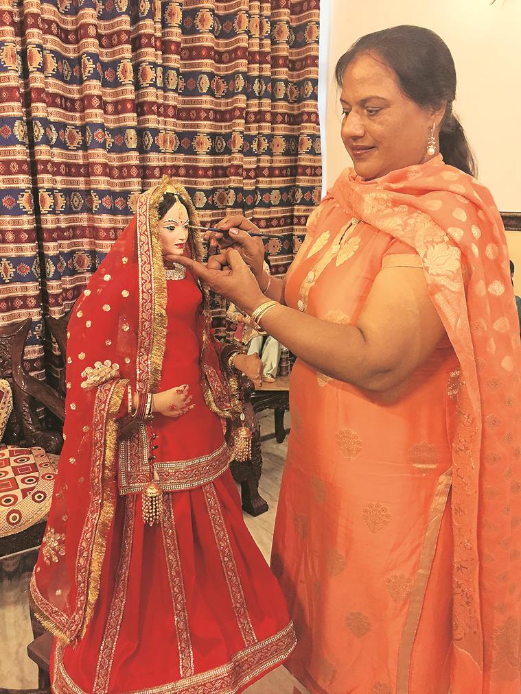 dolls, traditional dolls, punjab, ludhiana, punjabi traditional dolls, guddiyan patoley, doll exhibition, punjab kala bhawan, indian express news