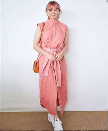 maisie williams pink dress OMG There Is No Stopping Maisie Williams' Insane Style Game Right Now