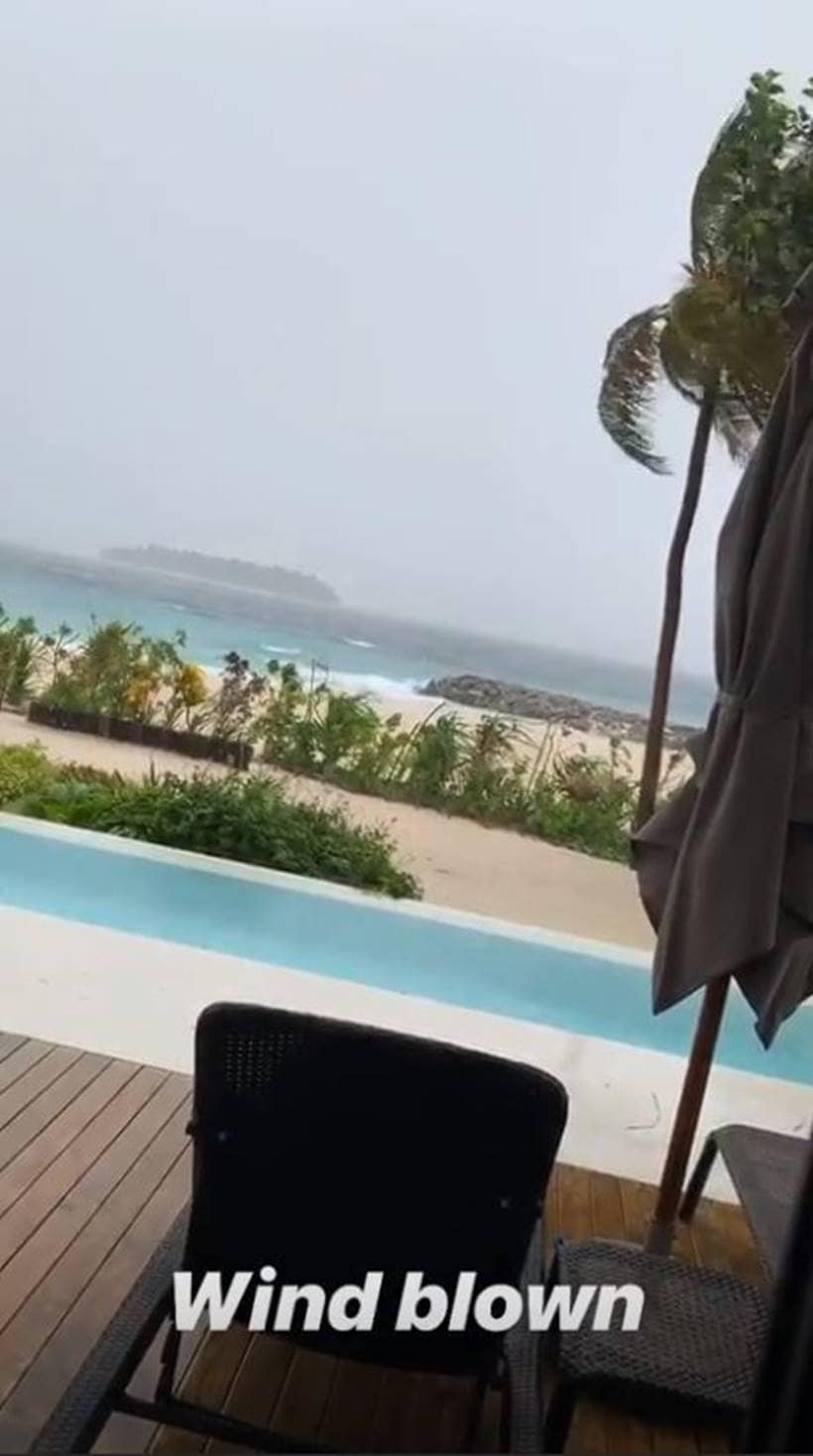 malaika arora maldives vacation