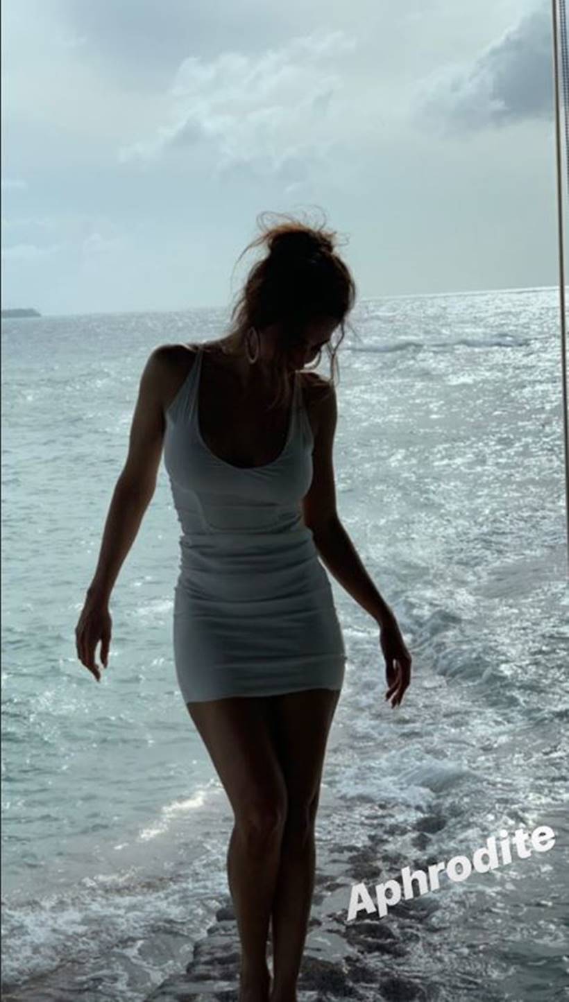 malaika arora maldives vacation