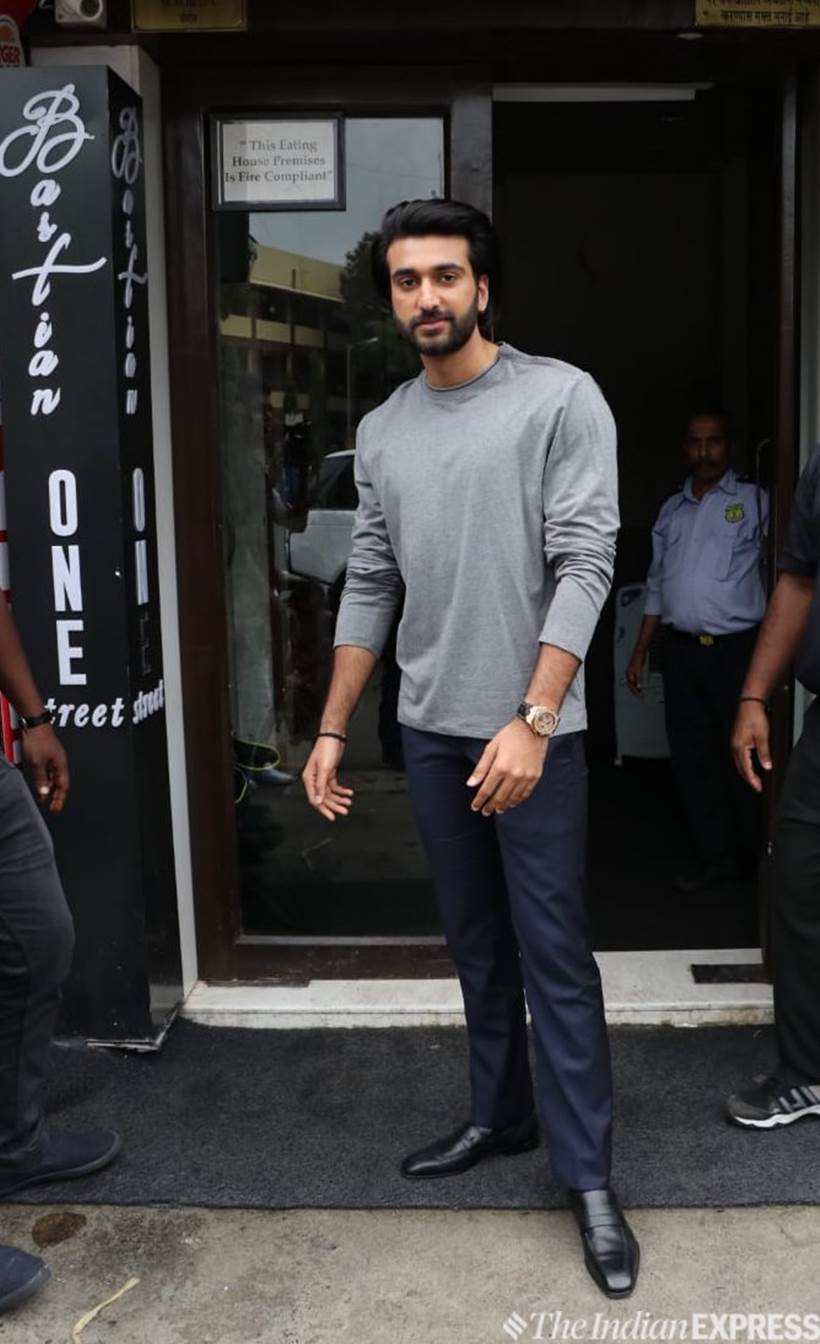 Sunny Leone, Malaika Arora, Meezaan Jaffrey, Ileana D'Cruz, Disha Patani, Vaani Kapoor, Karishma Tanna, entertainment news, indian express