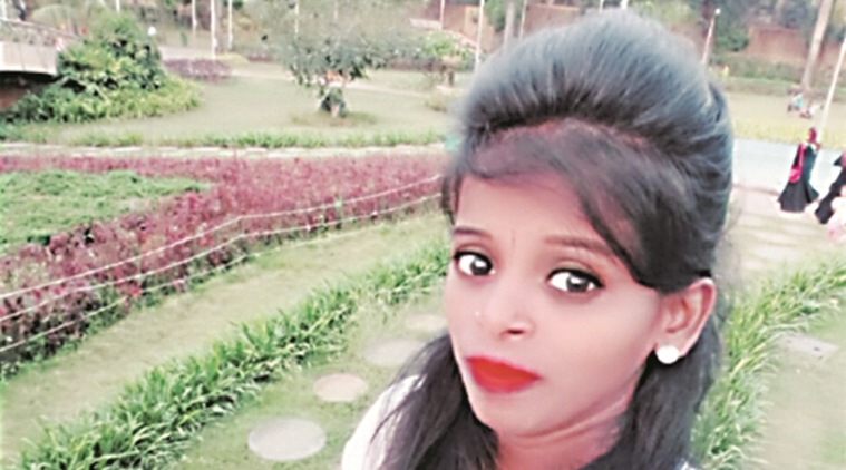 Malad wall collapse, girl missing in wall collapse, Missing girl found in Mumbai beach, missing girl found in Versova beach, Mumbai news, Indian express news