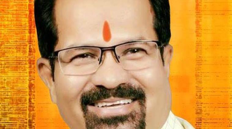 Mumbai Mayor's vehicle found in no-parking zone; fined