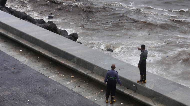 Mumbai, Mumbai News, Mumbai Coastal Zone, Maharashtra revenue department, South Mumbai, High Tide Line, India News, Indian Express