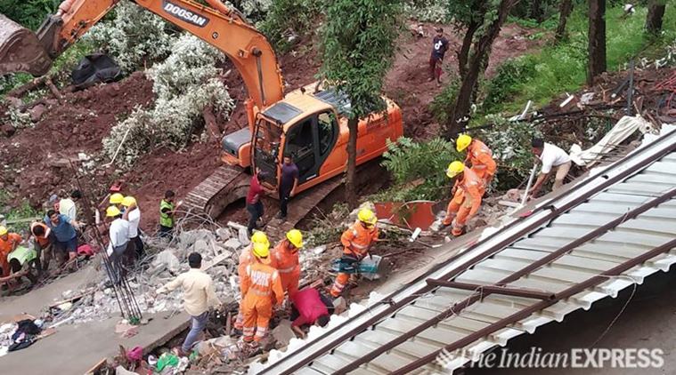 Building collapse, Solan building collapse,Indian Army, Himachal Pradesh,Himachal Pradesh building collapse, Kumarhattia Nahan road, India News, Indian Express