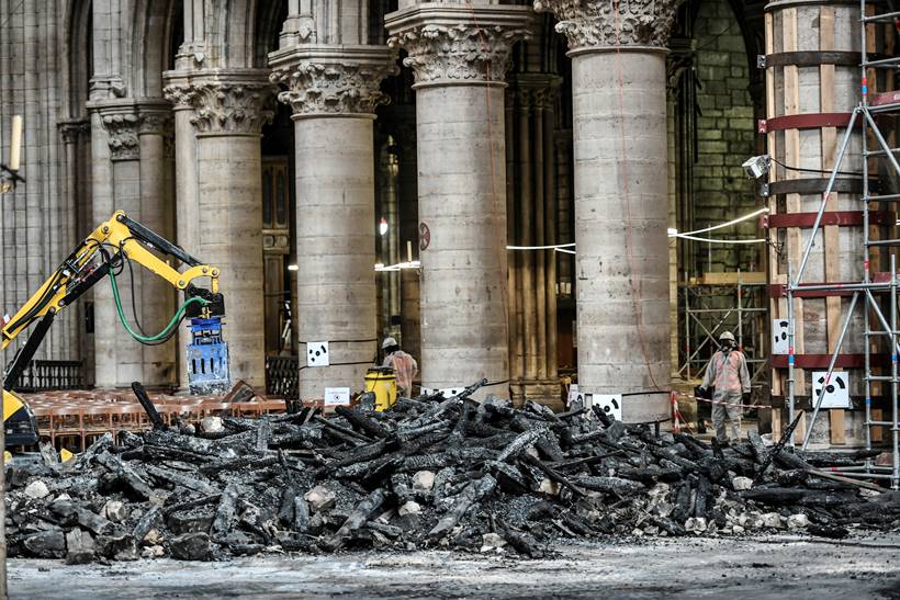 Notre dame, rebuilding notre dame, notre dame paris fire, notre dame cathedral fire, notre dame pics, world news, indian express