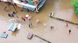 mumbai rain, rain in mumbai, mumbai monsoon, flights cancelled in mumbai, mumbai trains, mumbai trains diverted, heavy rain in mumbai, waterlogging, thane, panvel, maharashtra news, indian express news