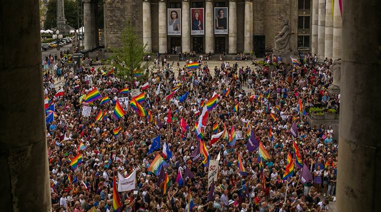 poland anti-gay protests, poland lgbt community, poland lgbt mob violence, lgbt community in poland
