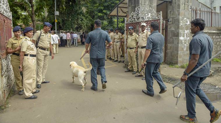 madhya pradesh, dogs transferred, canines transferred, bjp mocks move, madhya pradesh police dogs transfer, congress vs bjp, madhya pradesh government, indian express