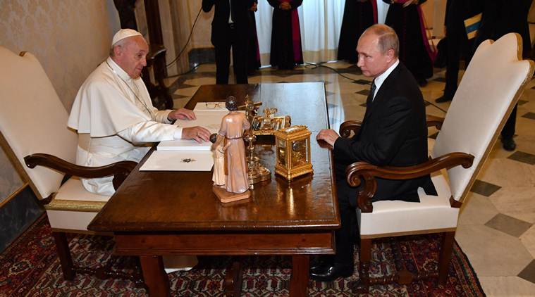 pope francis, vladimir putin, pope francis meets vladimir putin, pope meets putin, russia