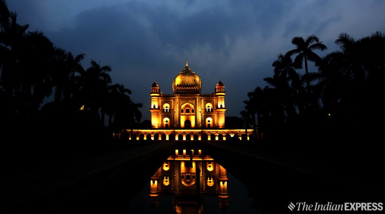 Delhi: Safdarjung Tomb lights up | Cities News,The