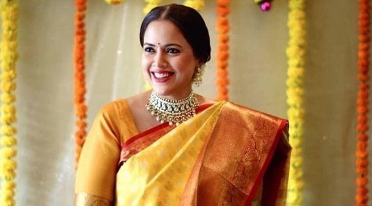   sameera reddy delivers a girl 