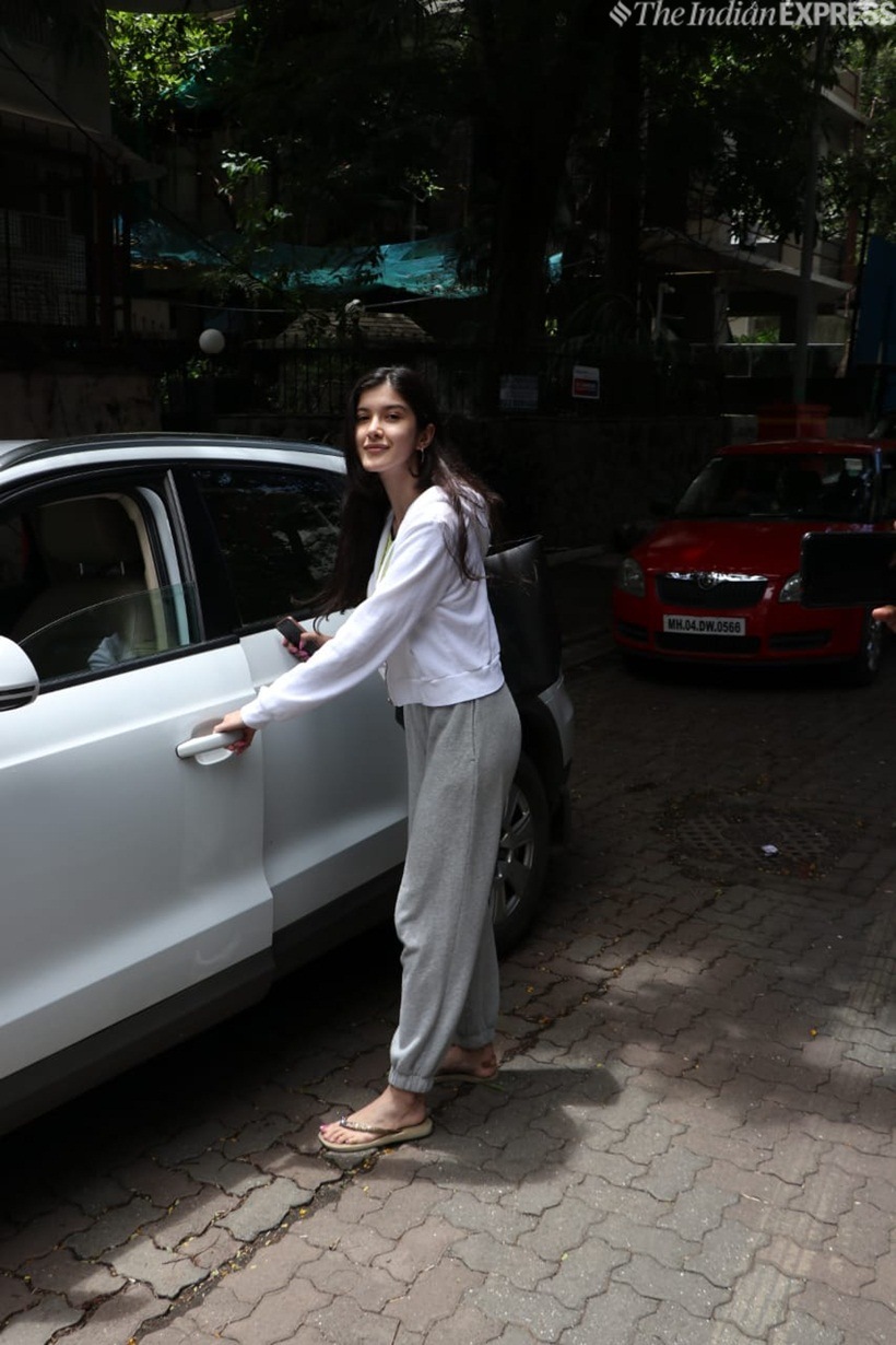 shanaya kapoor photos