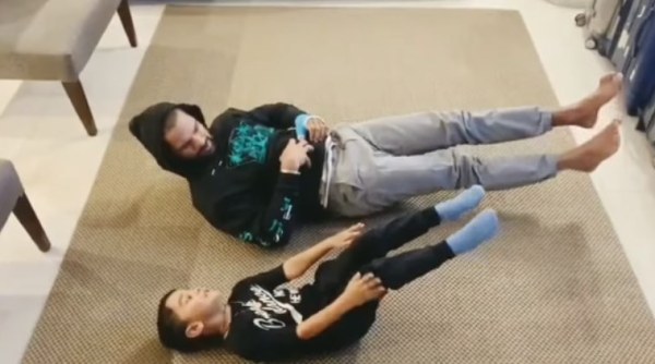 shikhar dhawan, shikhar dhawan son, shikhar dhawan workout video, shikhar dhawan son workout, shikhar dhawan injury, icc world cup, cricket news, indian express