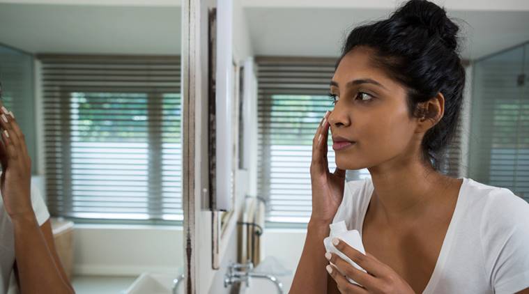 sun screen, sunscreen face cream, Why applying sun screen indoors important