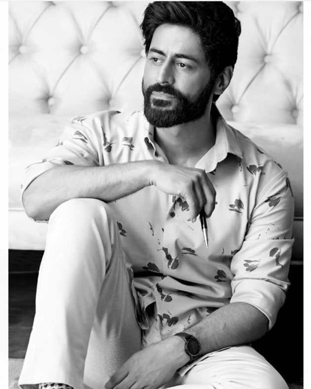 salman khan, kriti sanon, mohit raina, esha gupta, social media photos, raveena tandon photos, entertainment news, indian express