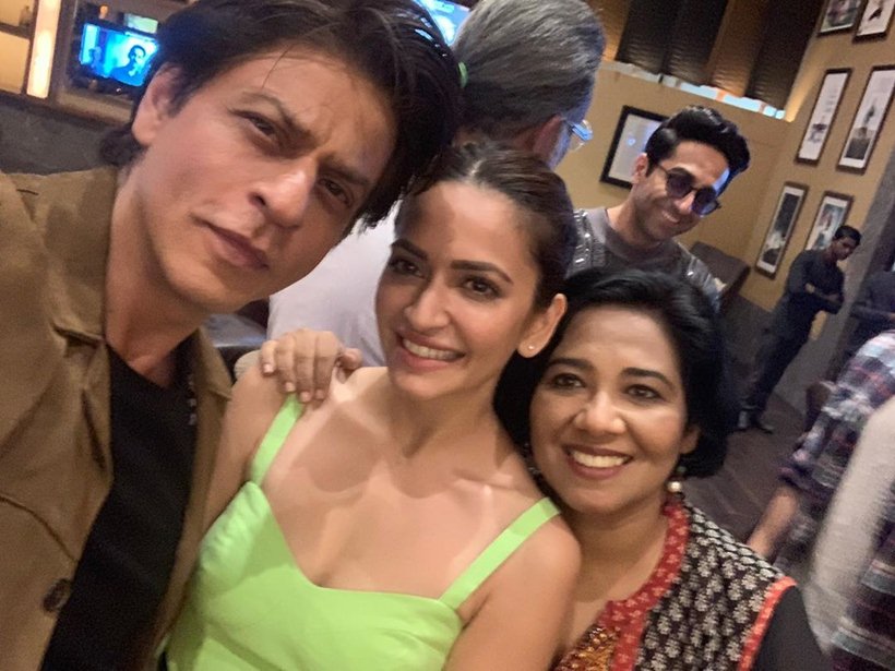 shah rukh khan with kriti kharbanda