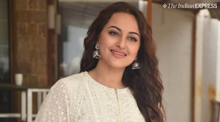 Bollywood Stars Sonakshi Xxx - UP police visit Sonakshi Sinha's house in alleged cheating case, actor  slams 'bizarre claims' | Entertainment News,The Indian Express
