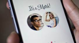 Tinder, Google play, Tinder bypasses google play, Google play app store, Tinder payment process, Google app store, Match, Apple store