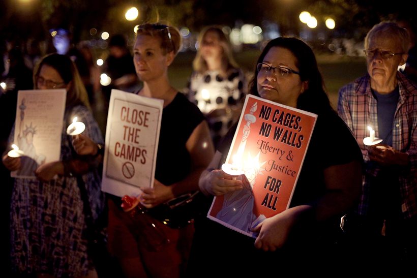 lights for liberty protest, trump immigration policy, donald trump, abolish ice, immigration protest photos, chicago, world news, indian express