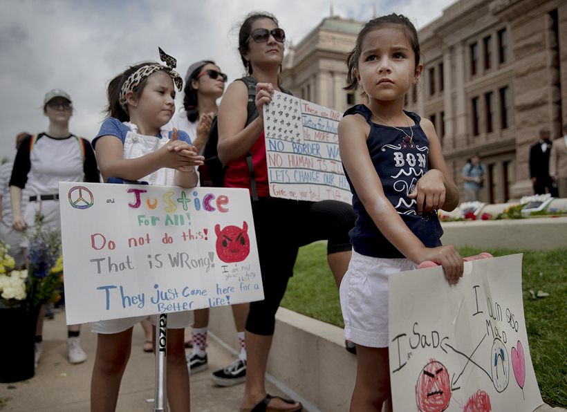 lights for liberty protest, trump immigration policy, donald trump, abolish ice, immigration protest photos, chicago, world news, indian express