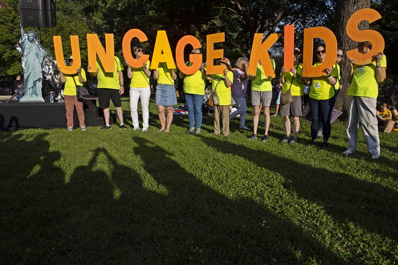 lights for liberty protest, trump immigration policy, donald trump, abolish ice, immigration protest photos, chicago, world news, indian express