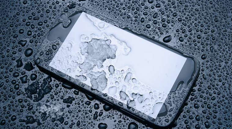 Monsoon tips and tricks: How to keep your smartphone safe in the rains ...