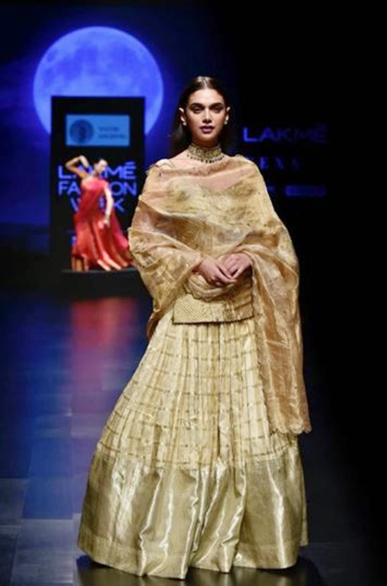aditi rao hydari, aditi rao hydari photos, aditi rao hydari pictures, celeb fashion