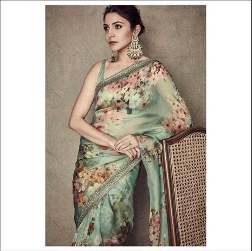 Sonam Kapoor, Kareena Kapoor, Priyanka chopra, fashion hits of the month, bollywood fashion monthly round up