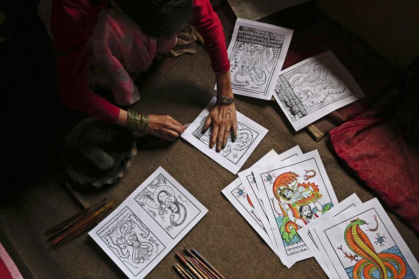 nepal chitrakaar families, nepal art, chitrakar couple, nepal chitrakar art, world news, indian express