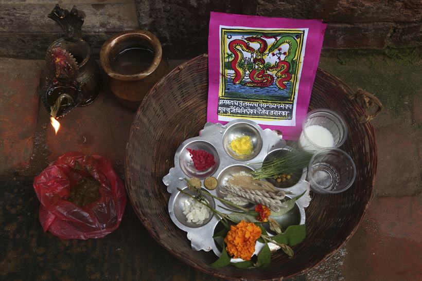 nepal chitrakaar families, nepal art, chitrakar couple, nepal chitrakar art, world news, indian express