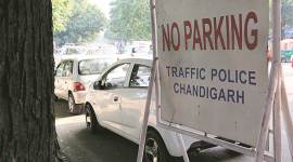 chandigarh traffic Chandigarh traffic Police Problem: Shortage of towing vehicles, abundance of complaints