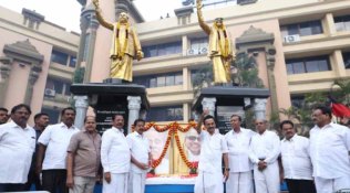 Vellore Lok Sabha election, Kathir Anand, AC Shanmugam, DMK, MK Stalin, AIADMK, Edappadi K Palanisamy, Jayalalithaa, Muslim votes, Triple Talaq, Chennai news, Tamil Nadu News, Indian Express News