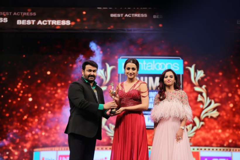 trisha best actress siima 2019