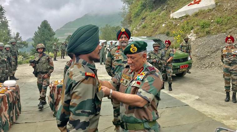Army Chief Bipin Rawat visits Kashmir, reviews operational preparedness