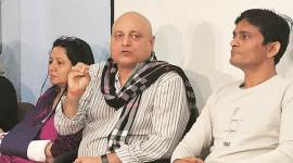 manoj joshi, gujarati film fraternity, gujarat film makers, gujarat theatres, gujarat film makers protest, gujarat theatres tax,