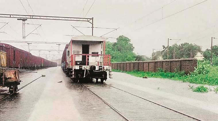 gujarat rains, rainfall in gujarat, gujarat monsoon, western railway, vadodara rains, vadodara floods, gujarat floods, india news, Indian Express