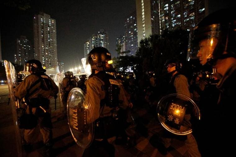 hong kong protests, hong kong protestors hong kong police, protests in hong kong, hong kong extradition bill, hong kong extradition bill protests, world news, Indian Express