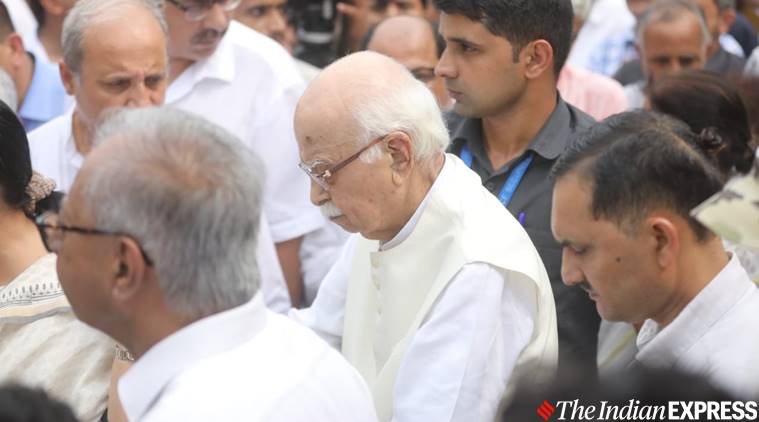 Former Union minister Arun Jaitley cremated with full State honours