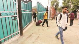 Jammu and Kashmir government, Satya Pal Malik, J&K governor, tourists in J&K, India news, Indian express