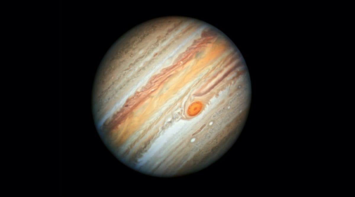 jupiter moon, io moon, jupiter moon volcanoes, jupiter atmosphere, jupiter moon io atmosphere