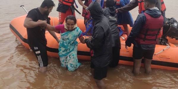 Sangli Flood 23 Villages Cut Off 50 000 People Moved To Safety Cities News The Indian Express