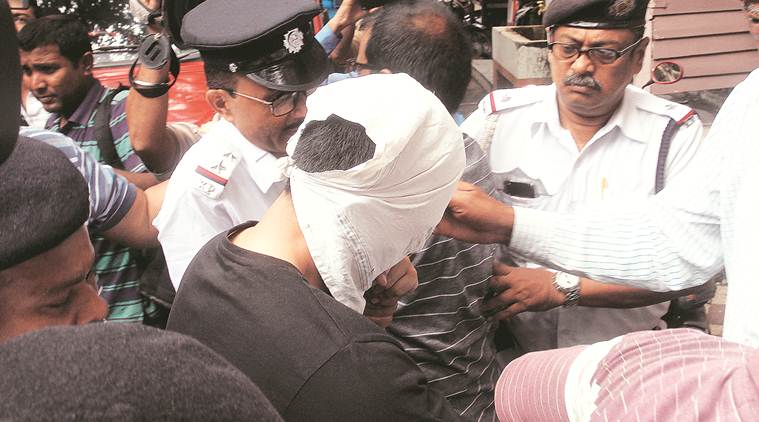 kolkata car crash, car crash kolkata, kolkata car accident, car accident kolkata, two bengalis killed in accident, kolkata news, city news, Indian Express
