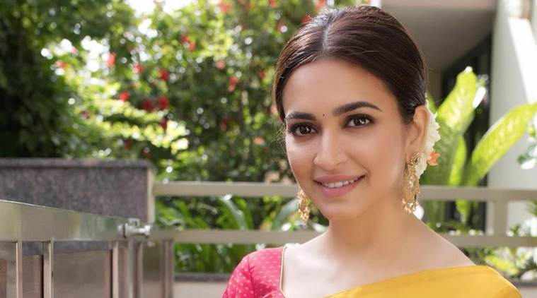 Housefull 4 Actor Kriti Kharbanda Its Challenging To Reinvent Constantly Bollywood News