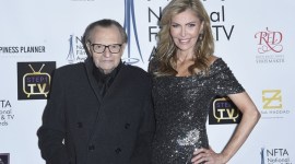 Larry King seeks divorce from seventh wife after 22 years