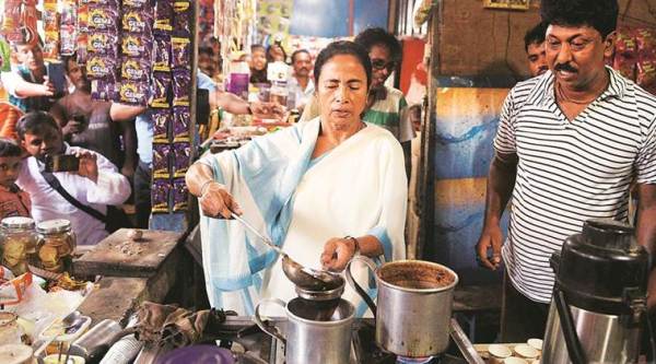 Mamata Banerjee makes tea, Mamata Banerjee in Digha