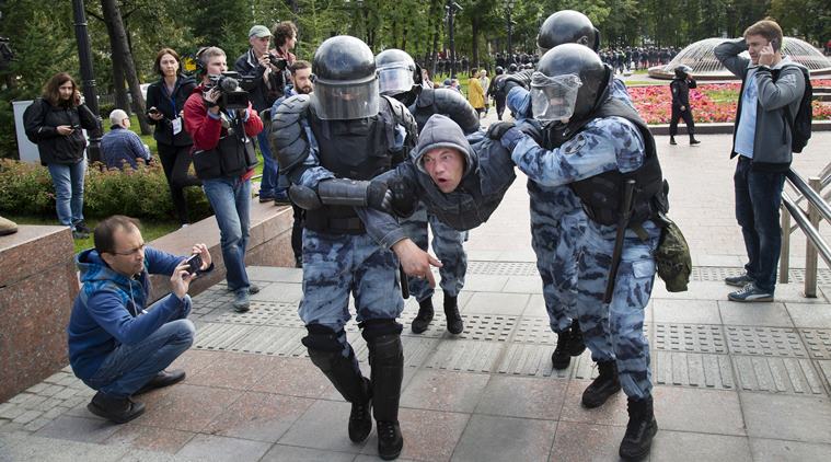 Moscow protests: 'It is our civic duty to go out on the streets'