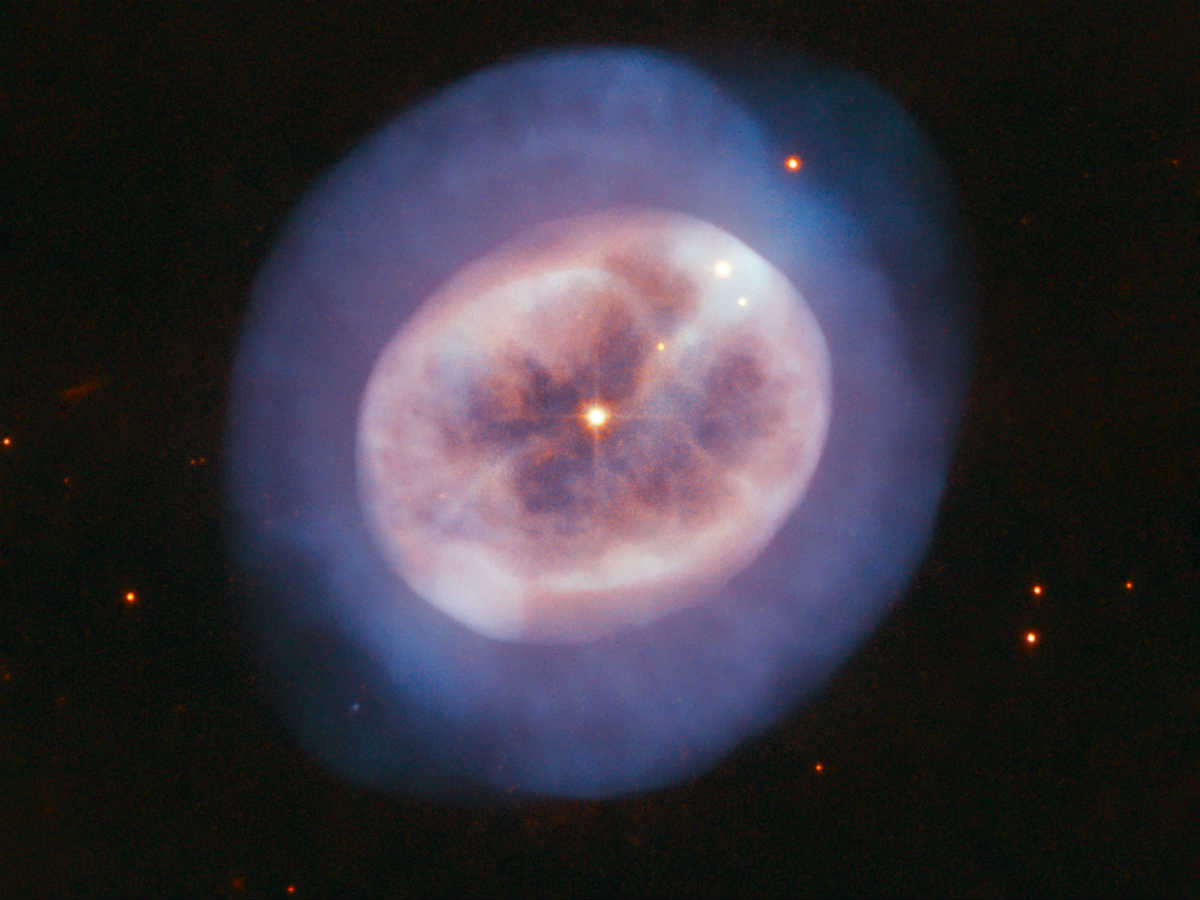 hubble telescope, nasa, gaseous glow, star gas glow, elderly star, ngc 2022